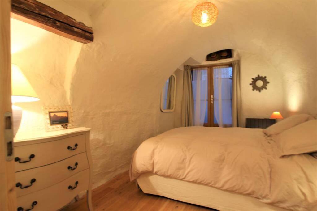La Maison Laugier Charme, Confort, Authenticite Сент-Етьєнн-де-Тіне Екстер'єр фото